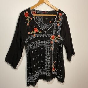 Jonny Was size L Bennett Floral Embroidered Top